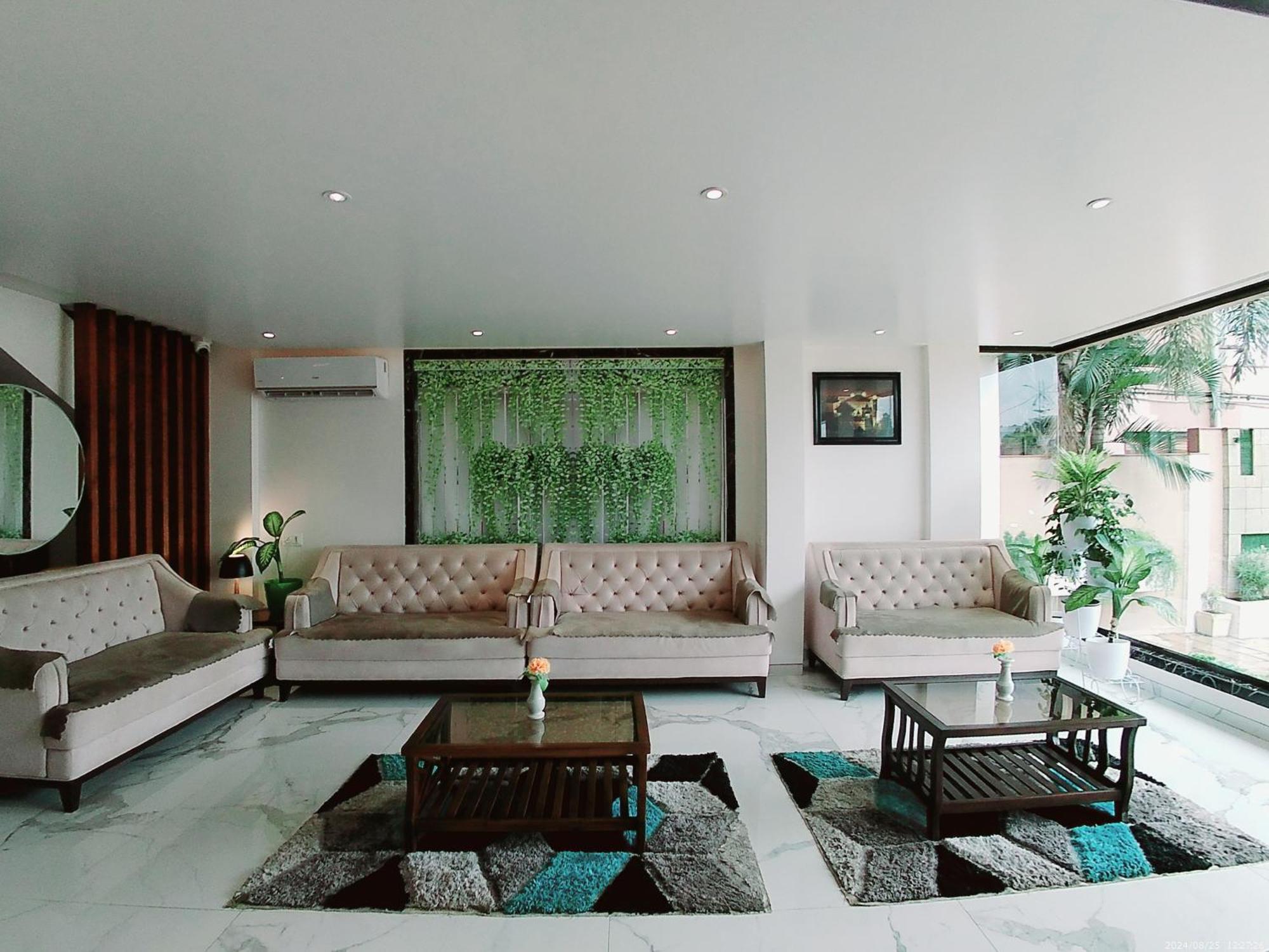 Hotel Sai Pratik, Newly Built Up, Complimentary Shuttle To The Temple Ширди Экстерьер фото